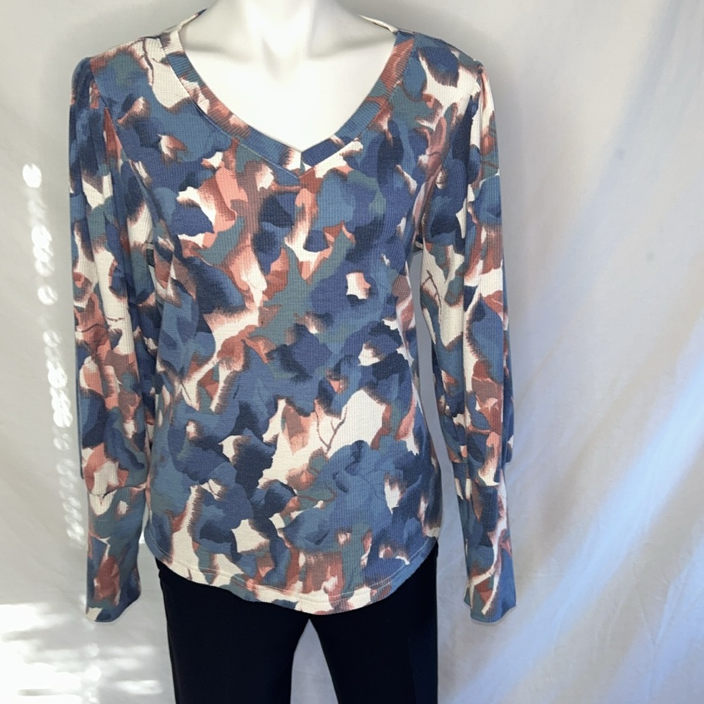 Zac & Rachel Women's Multicolor V-Neck Top